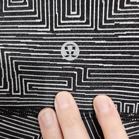 Lululemon Wunder Under Crop III Pants Leggings Stretch Maze Jacquard Sz 8 M - Picture 5 of 9